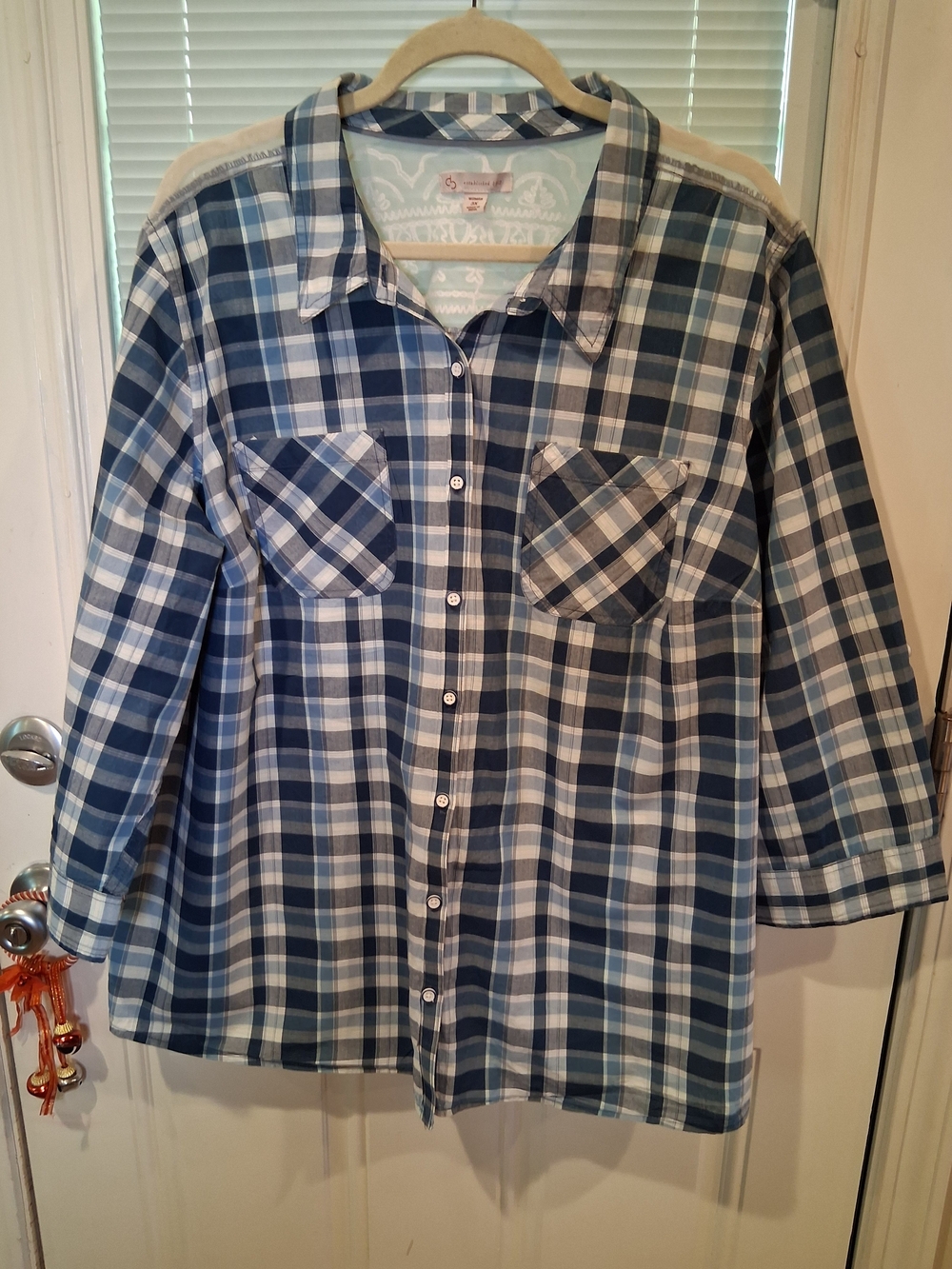 017 Dressbarn "Established 1962" Plaid Button-Front Size 3 Shirt - Blue & White